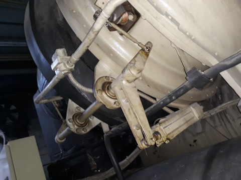 ออกแบบติดตั้งระบบเครื่องทำน้ำเย็น