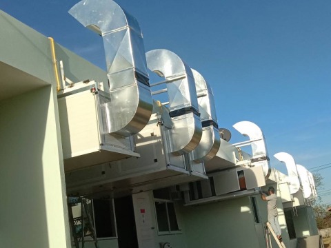 รับออกแบบและประกอบห้องแยกโรคโควิด